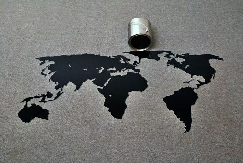 Lello_Arnell_Prevrnjenipogled_mala